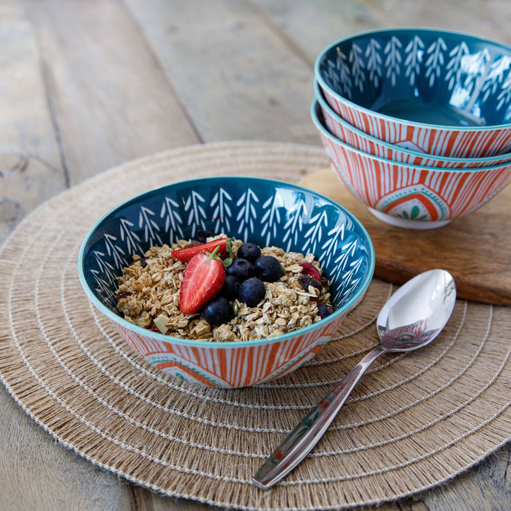 79408-mikasa-does-it-all-kitchen-glazed-bowl-15-7cm-mixed-folk