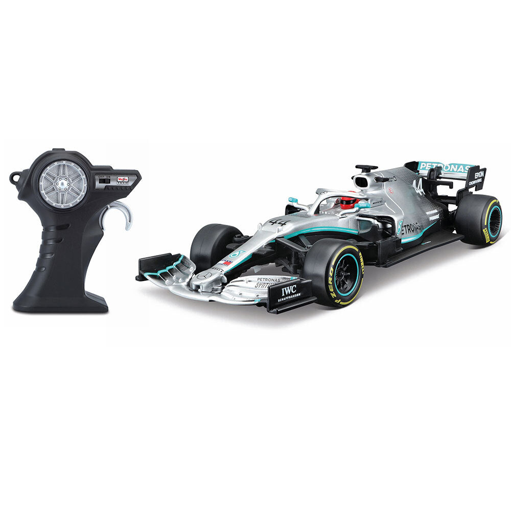47082352-maisto-tech-rc-car-1-24-mercedes-amg-f1-w10-eq-power-2-4ghz-usb-8y