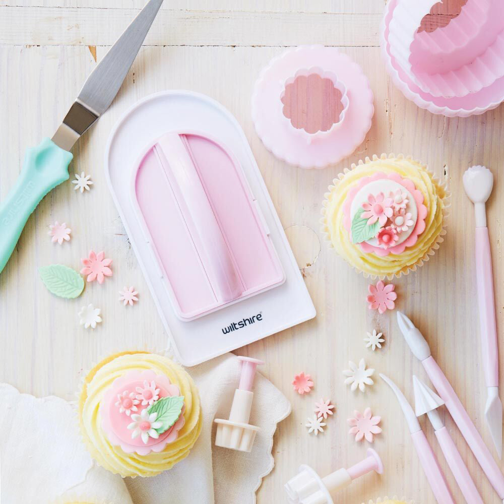 40347-wiltshire-dual-fondant-smoother-cake-decorating-tool