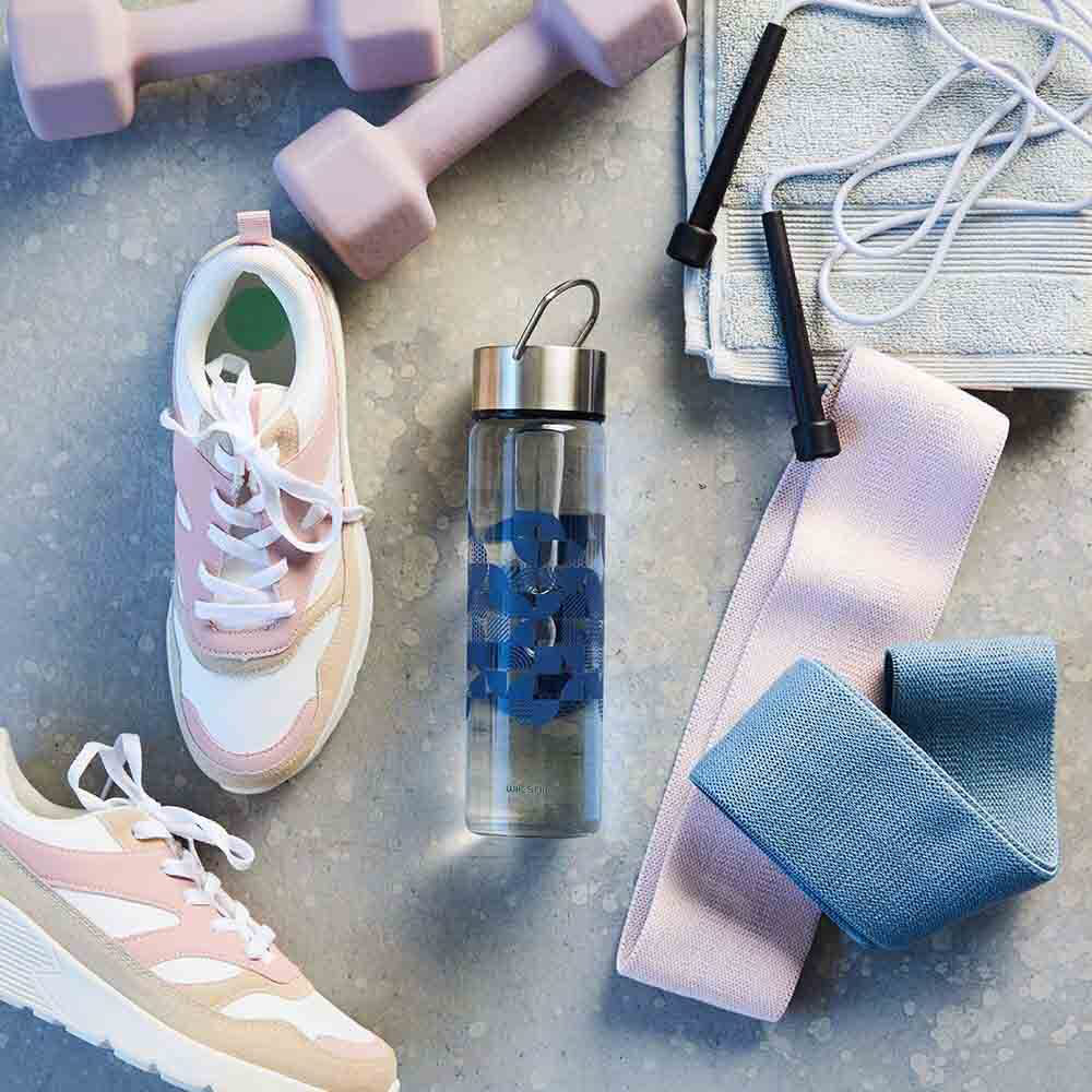 48186-wiltshire-reusable-glass-drinking-water-bottle-denim-600ml