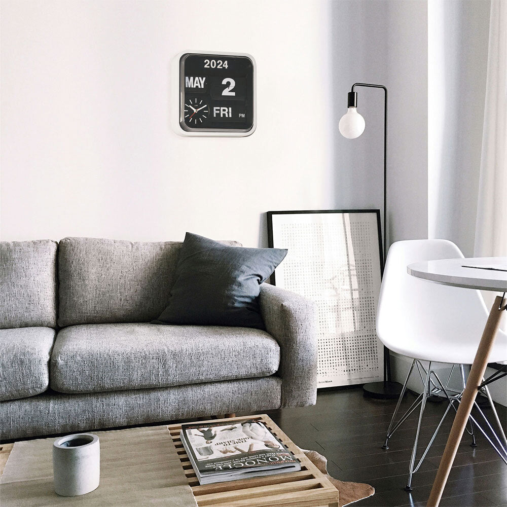 140640-leni-bankers-wall-clock-with-calendar-32x32cm-black