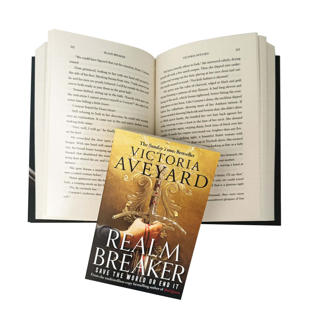 2pc Promotional Victoria Aveyard Book Collection Set 14Y+