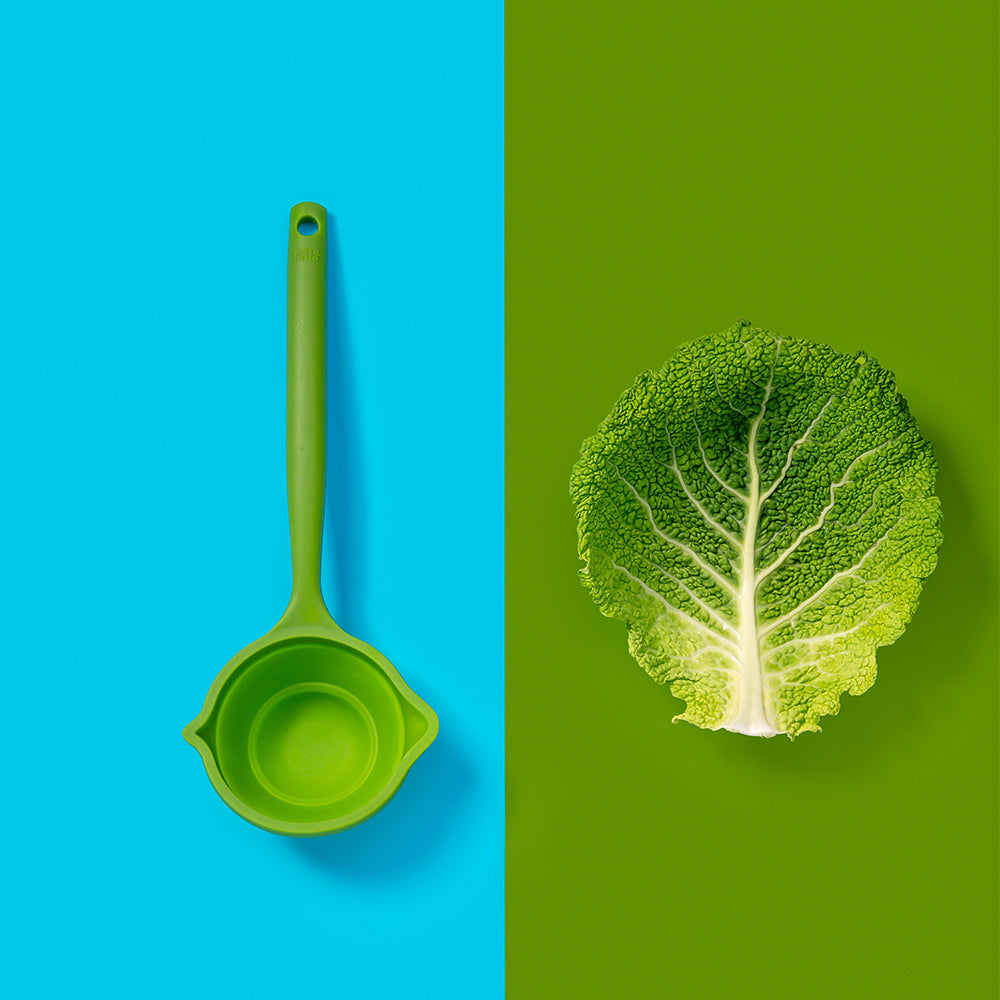 678203-tasty-silicone-foldable-soup-ladle-spoon-36cm-green