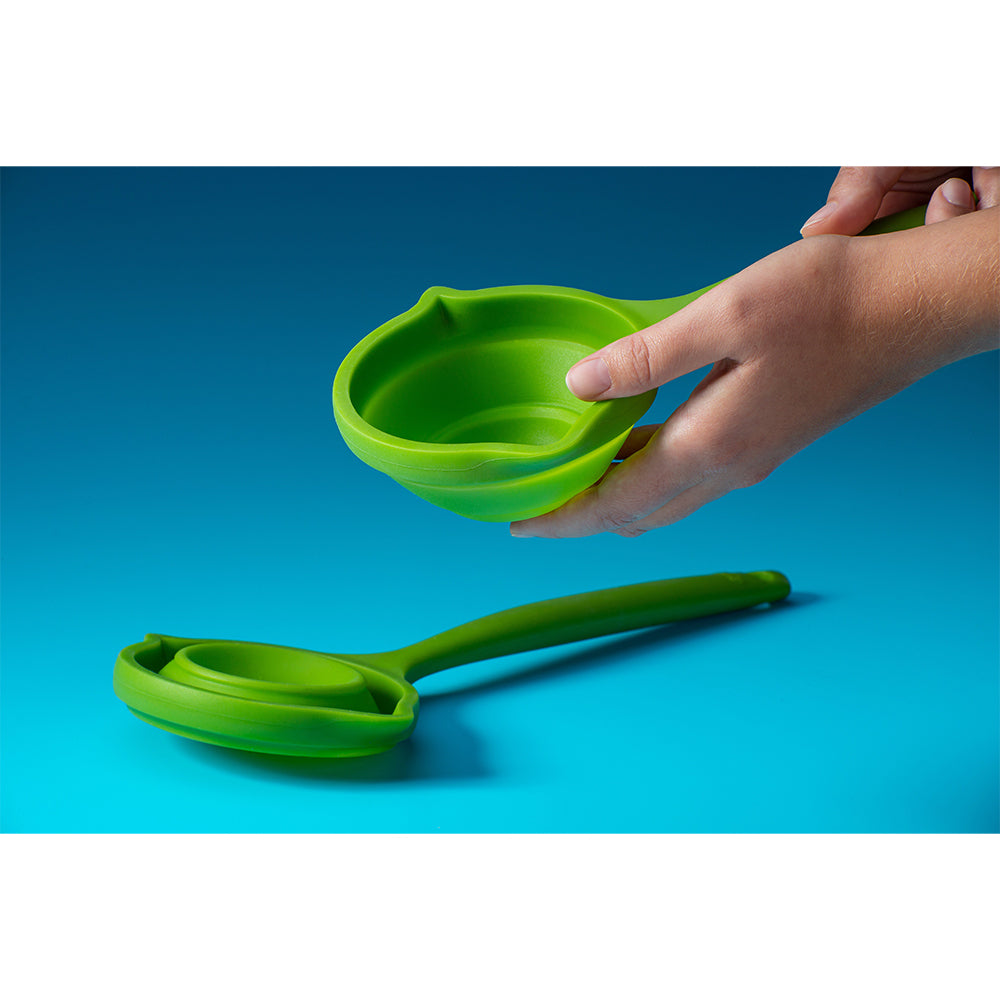 678203-tasty-silicone-foldable-soup-ladle-spoon-36cm-green