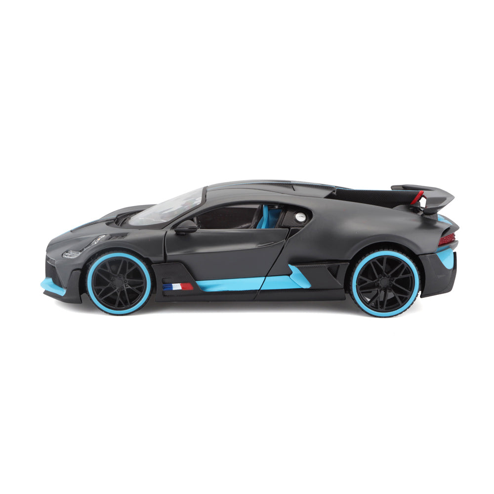 45231526-maisto-2018-bugatti-divo-sports-car-diecast-display-model-asstd-1-24-3