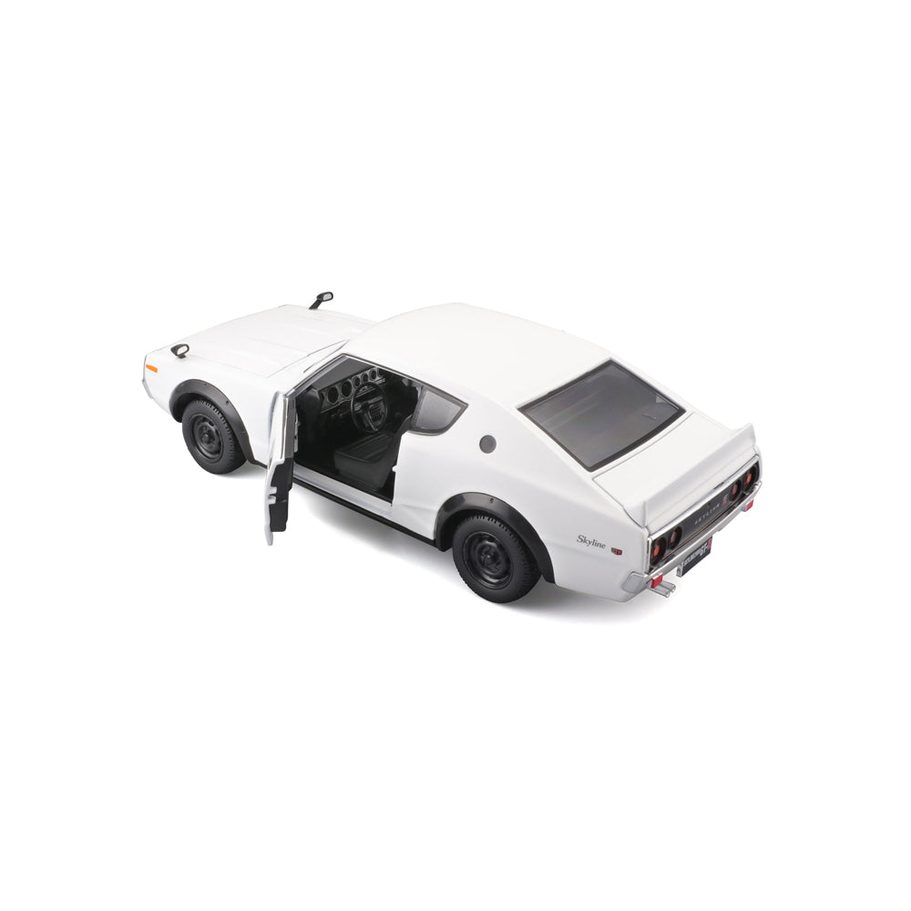 45231528-maisto-1973-nissan-skyline-2000-gt-r-diecast-display-model-wht-1-24-3