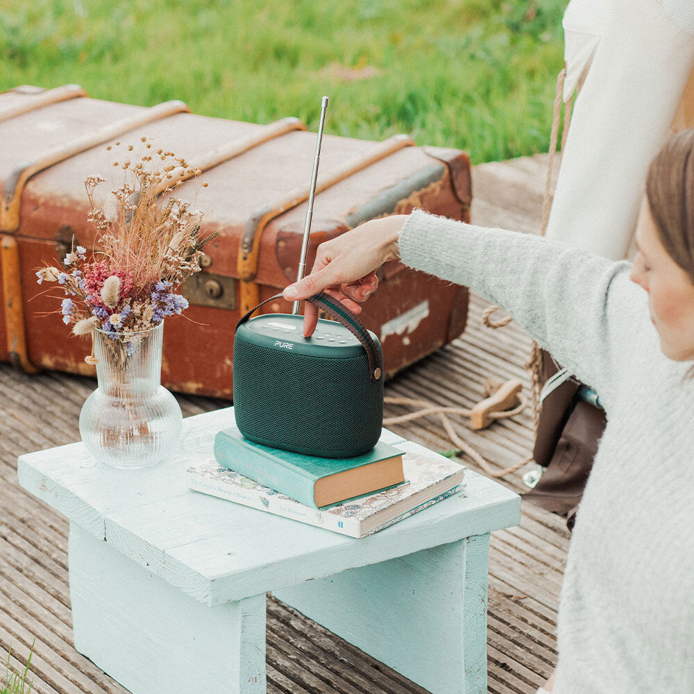 251891-pure-woodland-outdoor-waterproof-bluetooth-speaker
