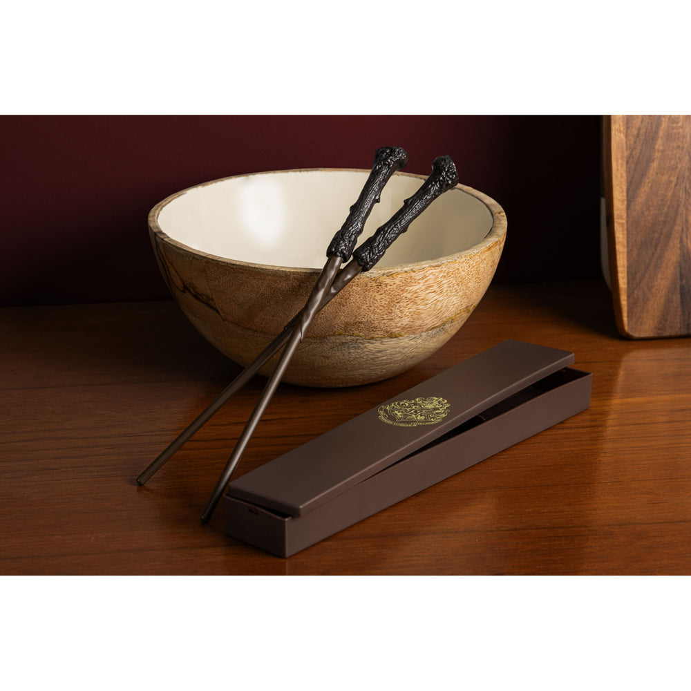 5056577712902-2pc-harry-potter-wand-chopsticks-in-box-23cm-brown