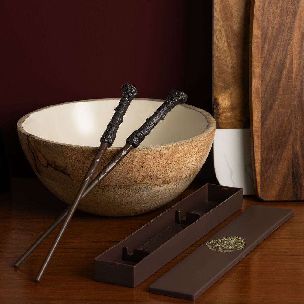 5056577712902-2pc-harry-potter-wand-chopsticks-in-box-23cm-brown