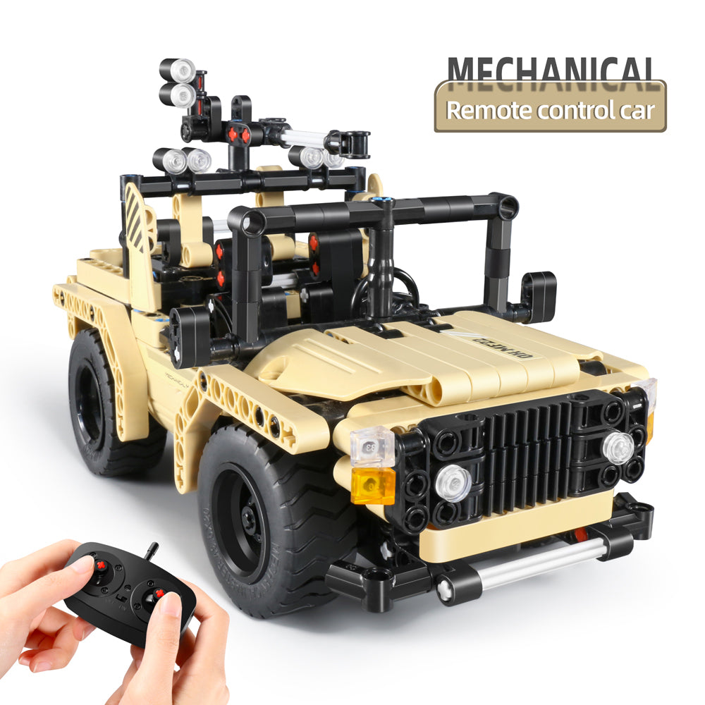 8022-370pc-im-master-2-in-1-rc-armed-off-road-vehicle-blocks-kids-toy-kit-6y