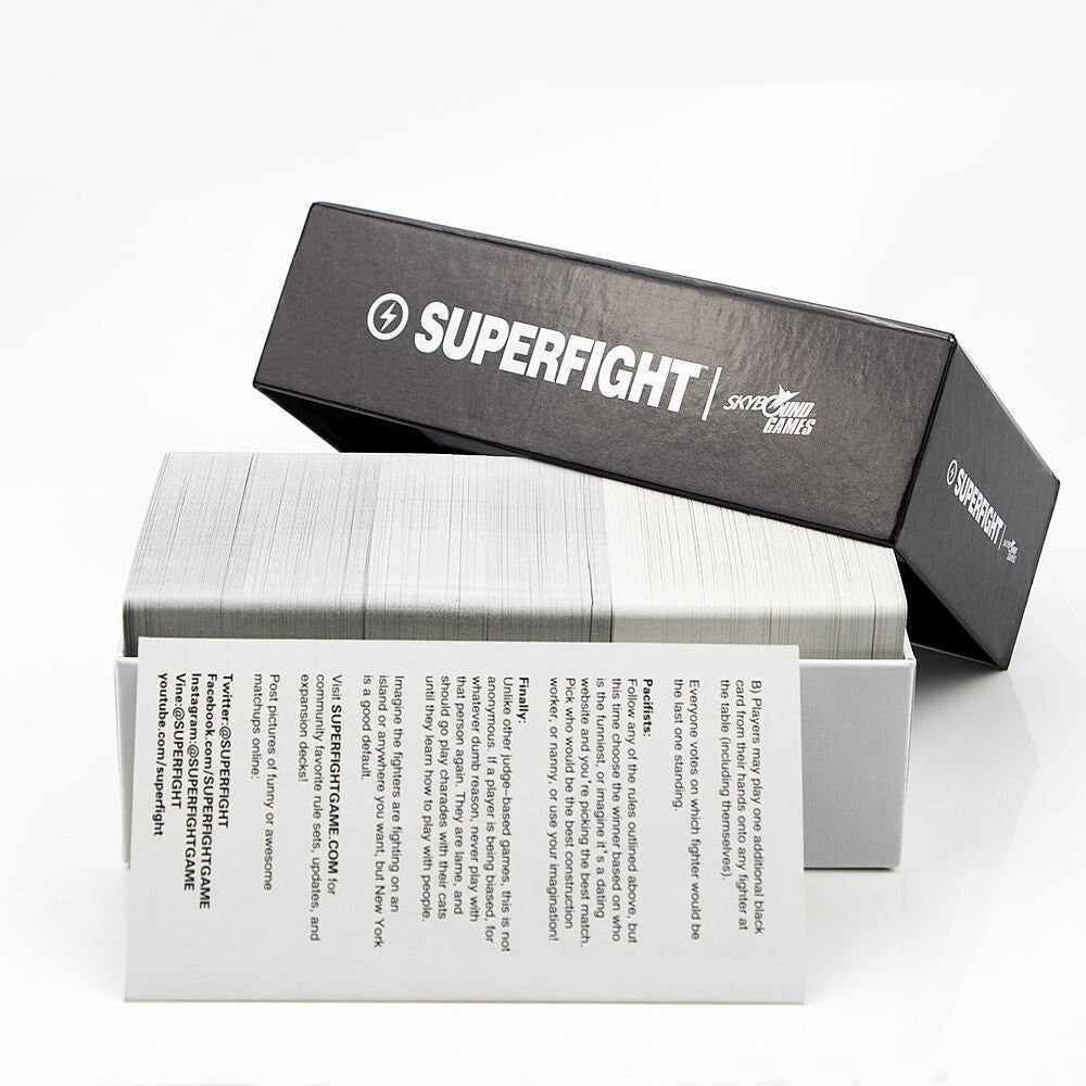 24816-500pc-skybound-superfight-core-deck-game-starter-pack