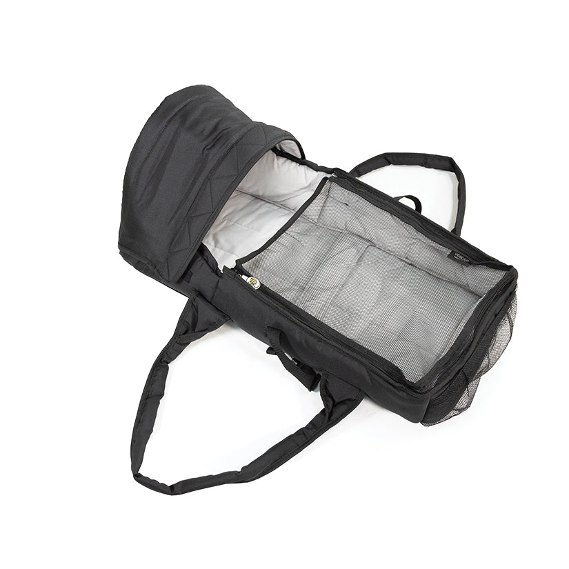 491021-vee-bee-walkabout-infant-cocoon-bassinet-black