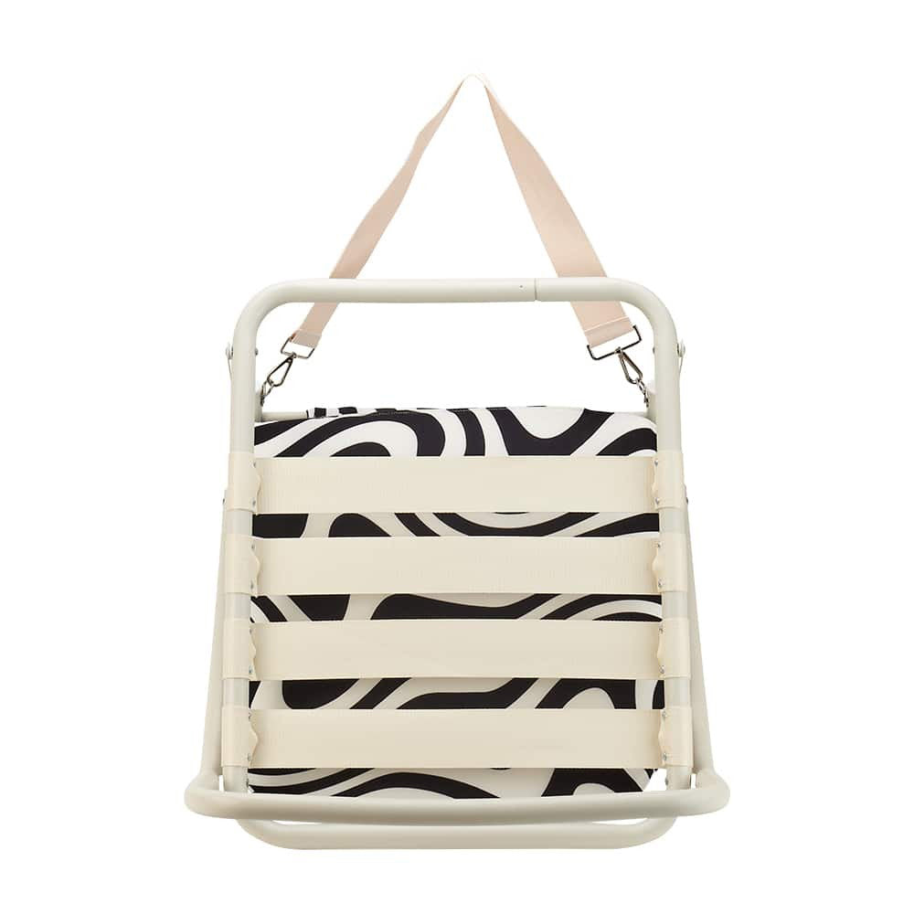15dhs-annabel-trends-deluxe-beach-chair-outdoor-seat-hypnotic-swirl