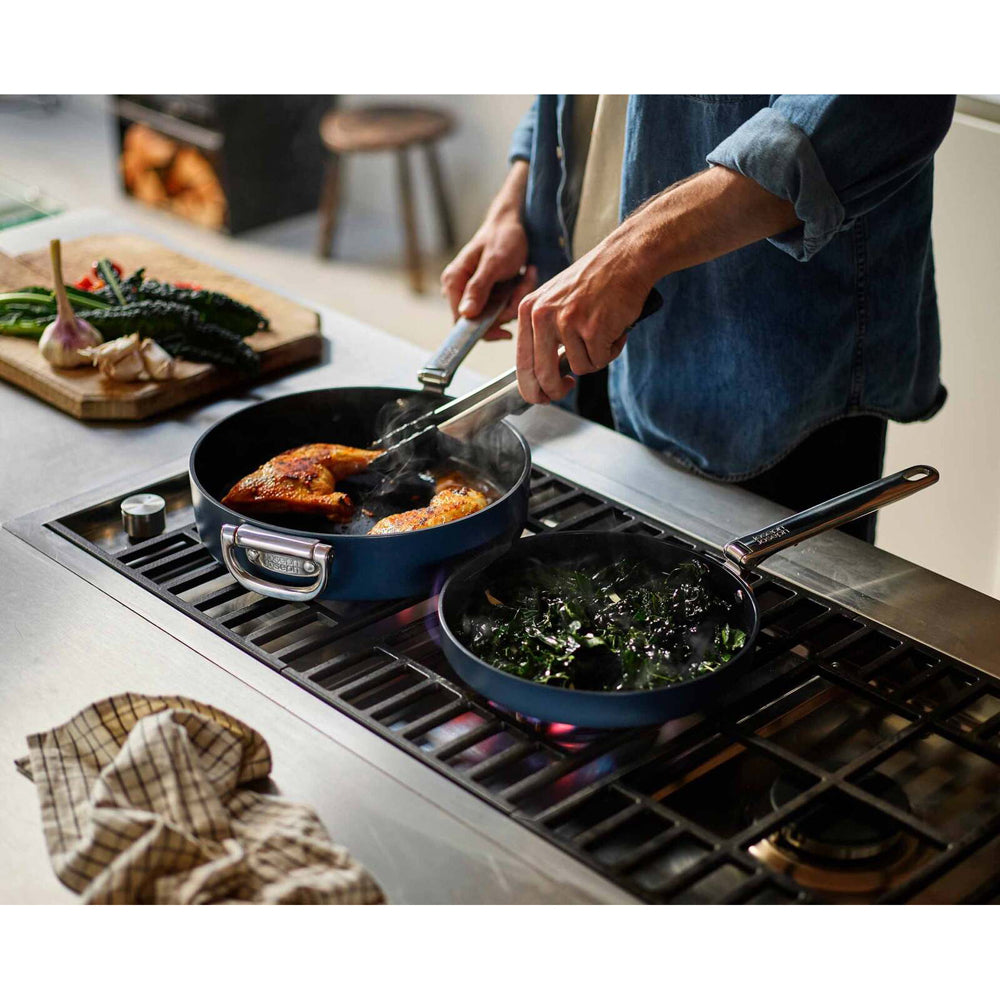 45043-joseph-joseph-space-folding-handle-non-stick-frying-pan-30cm-12