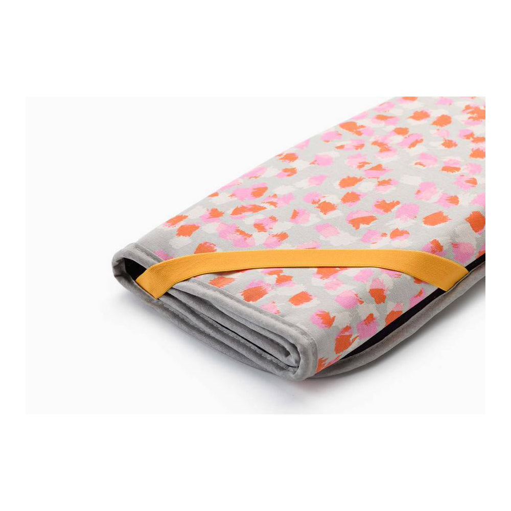 50053-joseph-joseph-swift-ironing-mat-47x90cm-peach-blossom