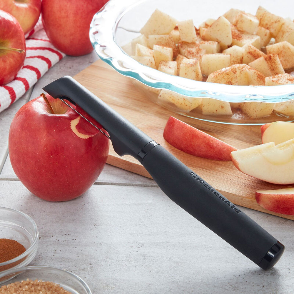80334-kitchenaid-s-s-soft-touch-european-peeler-kitchen-utensil-black