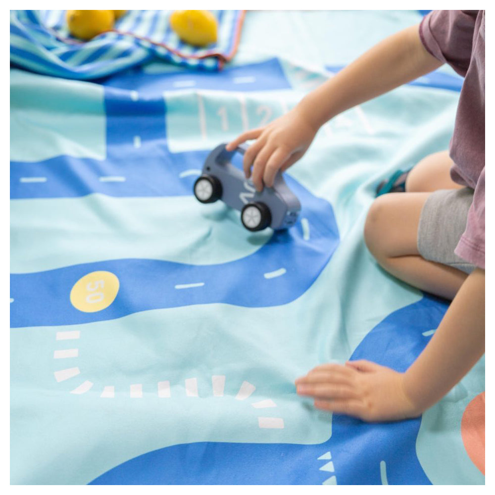 174141-quut-playtowels-kids-children-180x100cm-large-road-6m