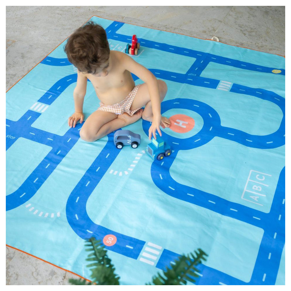 174189-quut-playtowels-kids-children-180x180cm-xl-road-6m