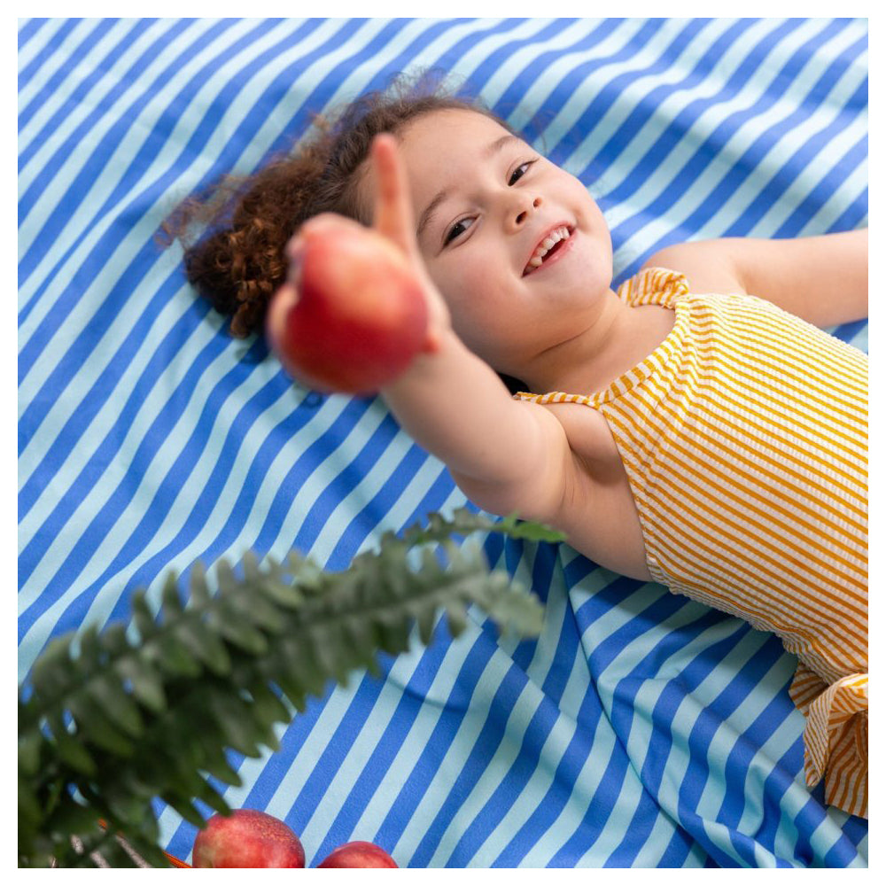 174189-quut-playtowels-kids-children-180x180cm-xl-road-6m