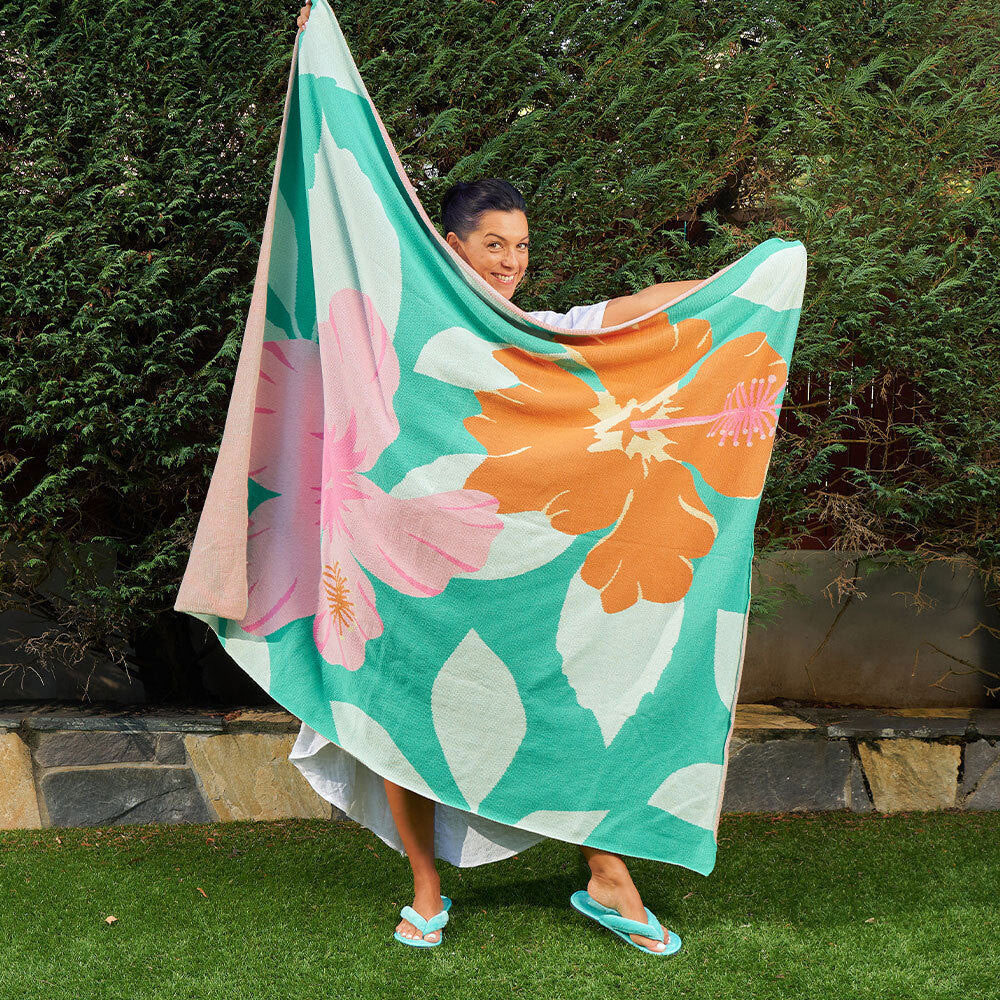 103h-annabel-trends-cotton-knit-throw-125x150cm-hibiscus