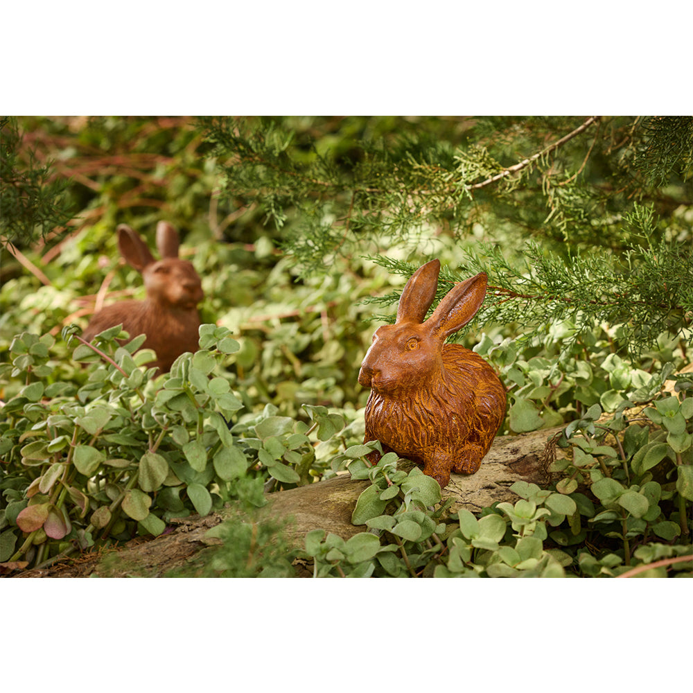 10759-garden-22cm-traditional-cast-iron-rabbit-outdoor-decor