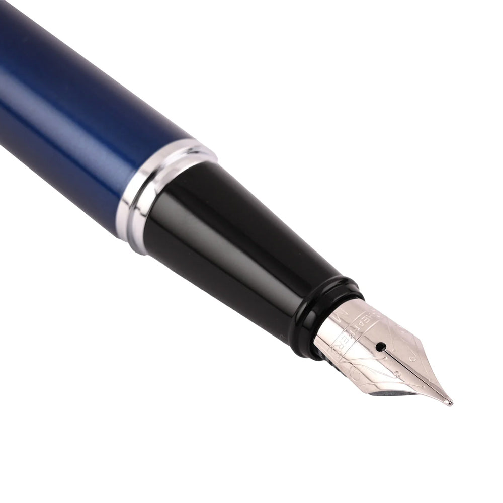 117882-sheaffer-300-trim-fountain-pen-medium-nib-lacquer-chrome-blue