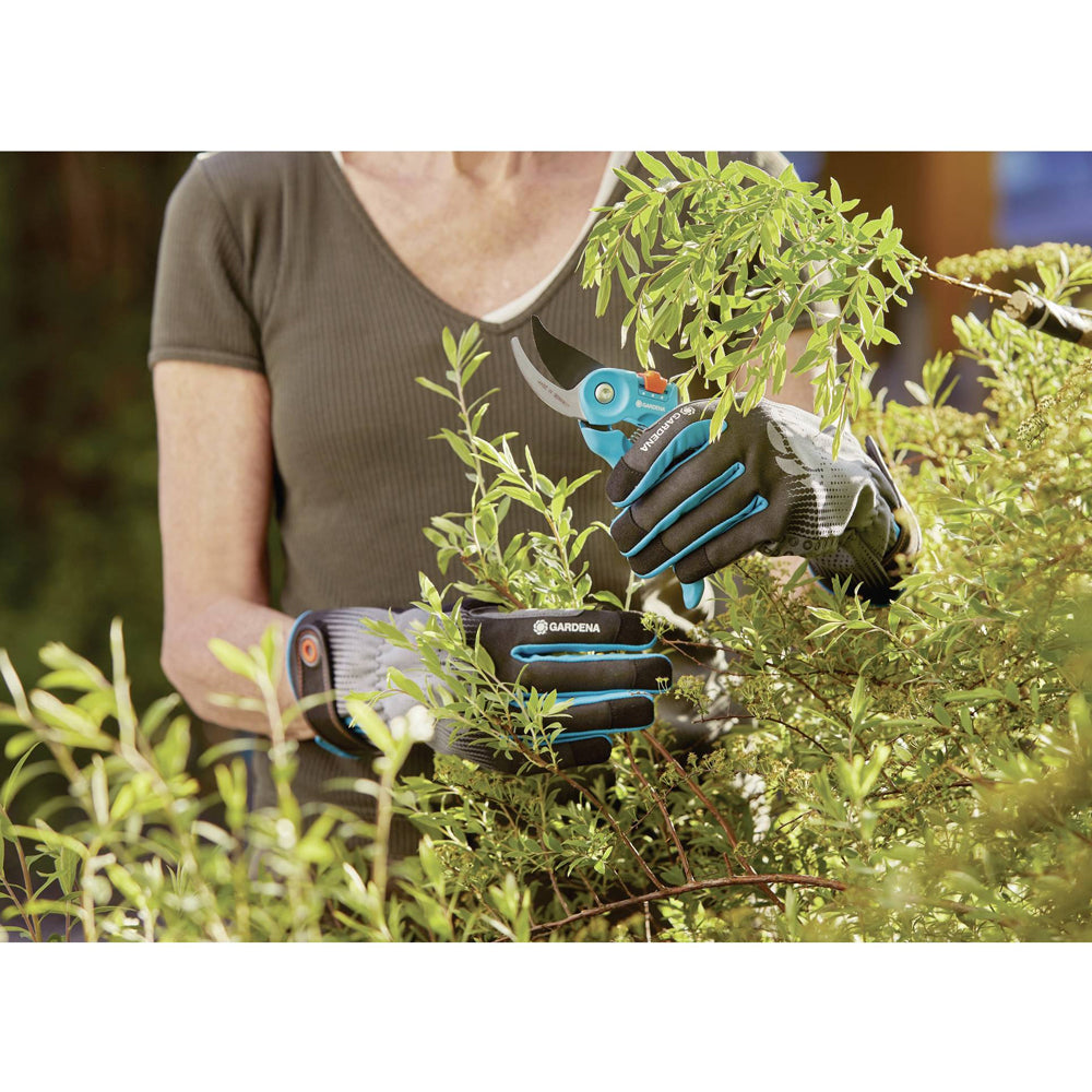 Gardena Durable Long Cuff Shrub Care Gardening Gloves Medium