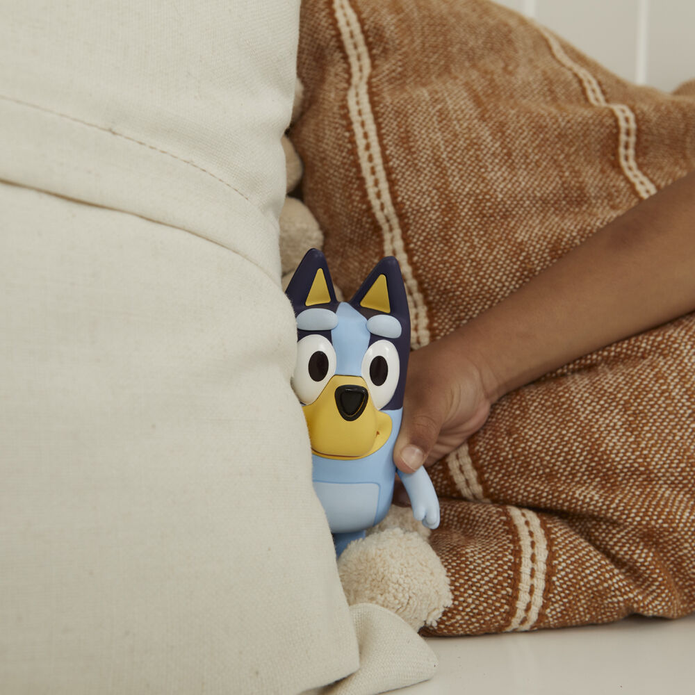 18983-ac0-0000-bluey-hide-n-seek-game-w-figurine-kids-interactive-toy-3y