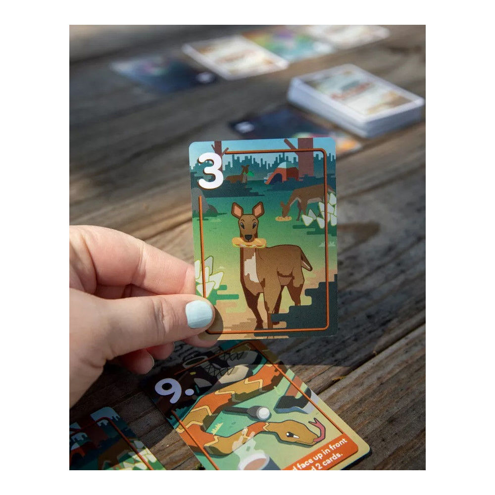 111235-bezier-games-scram-critters-vs-campers-card-game-15y