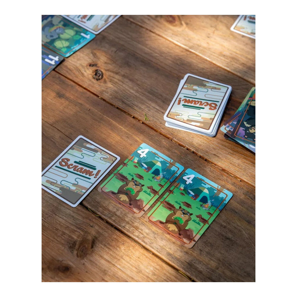 111235-bezier-games-scram-critters-vs-campers-card-game-15y