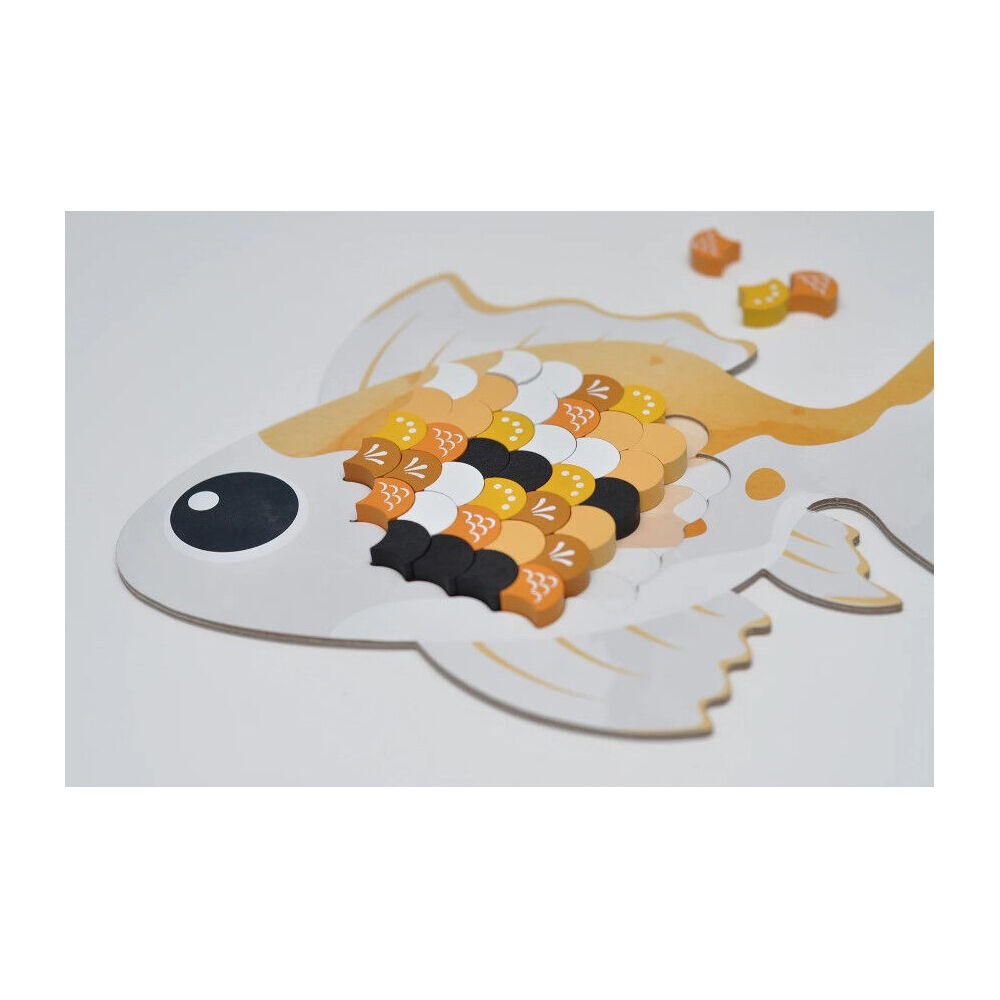 108367-quartermaster-direct-the-finest-fish-board-game-8y