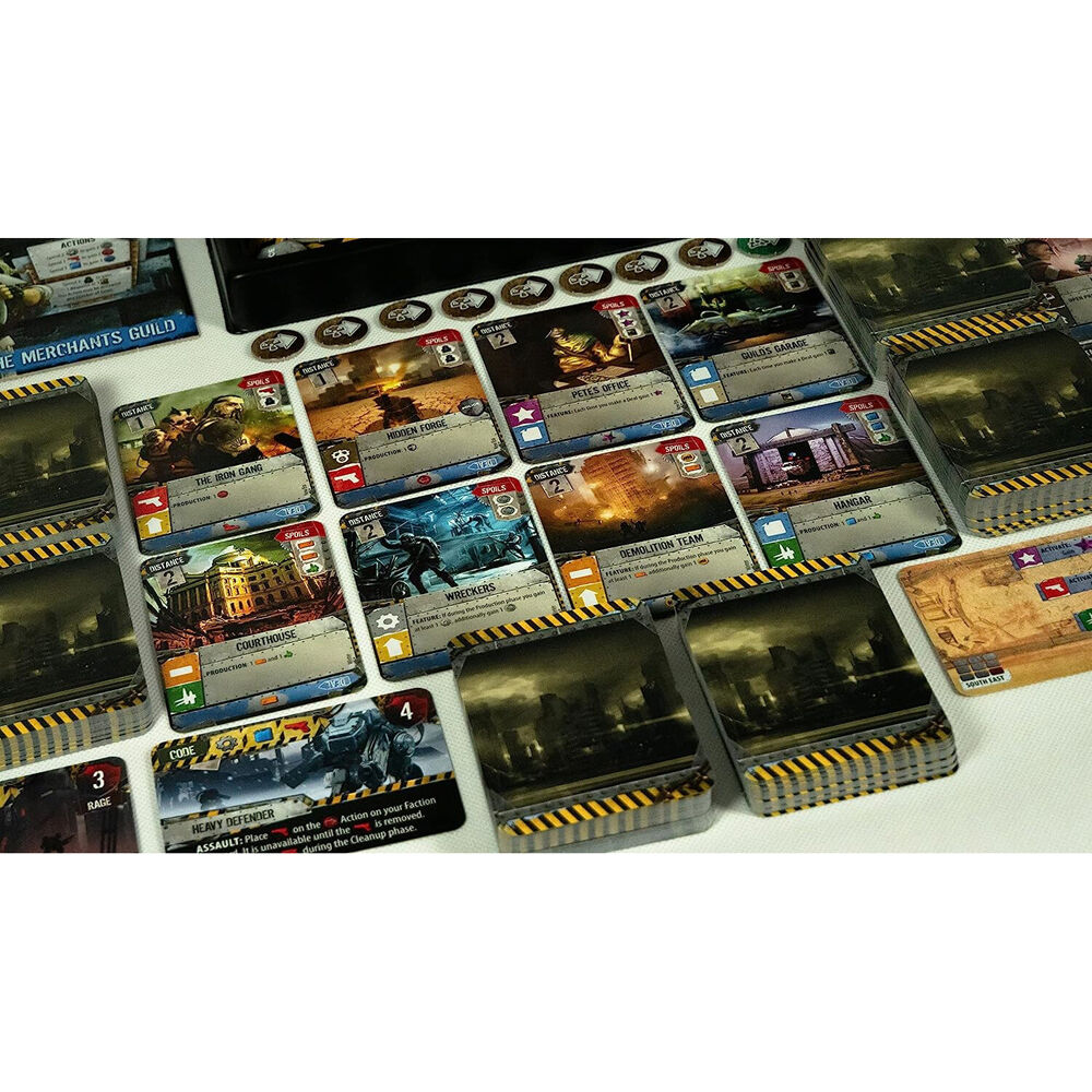 106605-portal-games-51st-state-ultimate-edition-card-base-game-14y