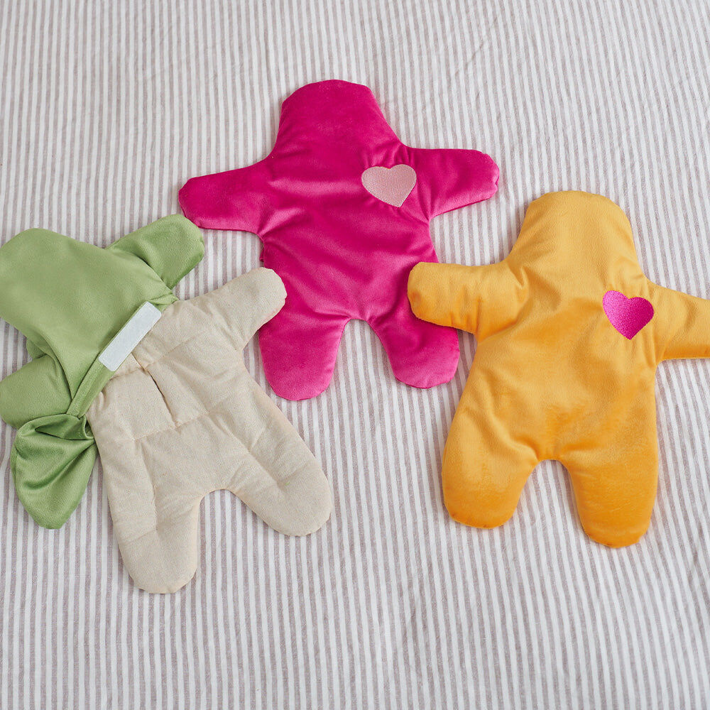 180hhp-annabel-trends-herbie-love-hug-26x18cm-heatable-chillable-plush-toy-hot-pink