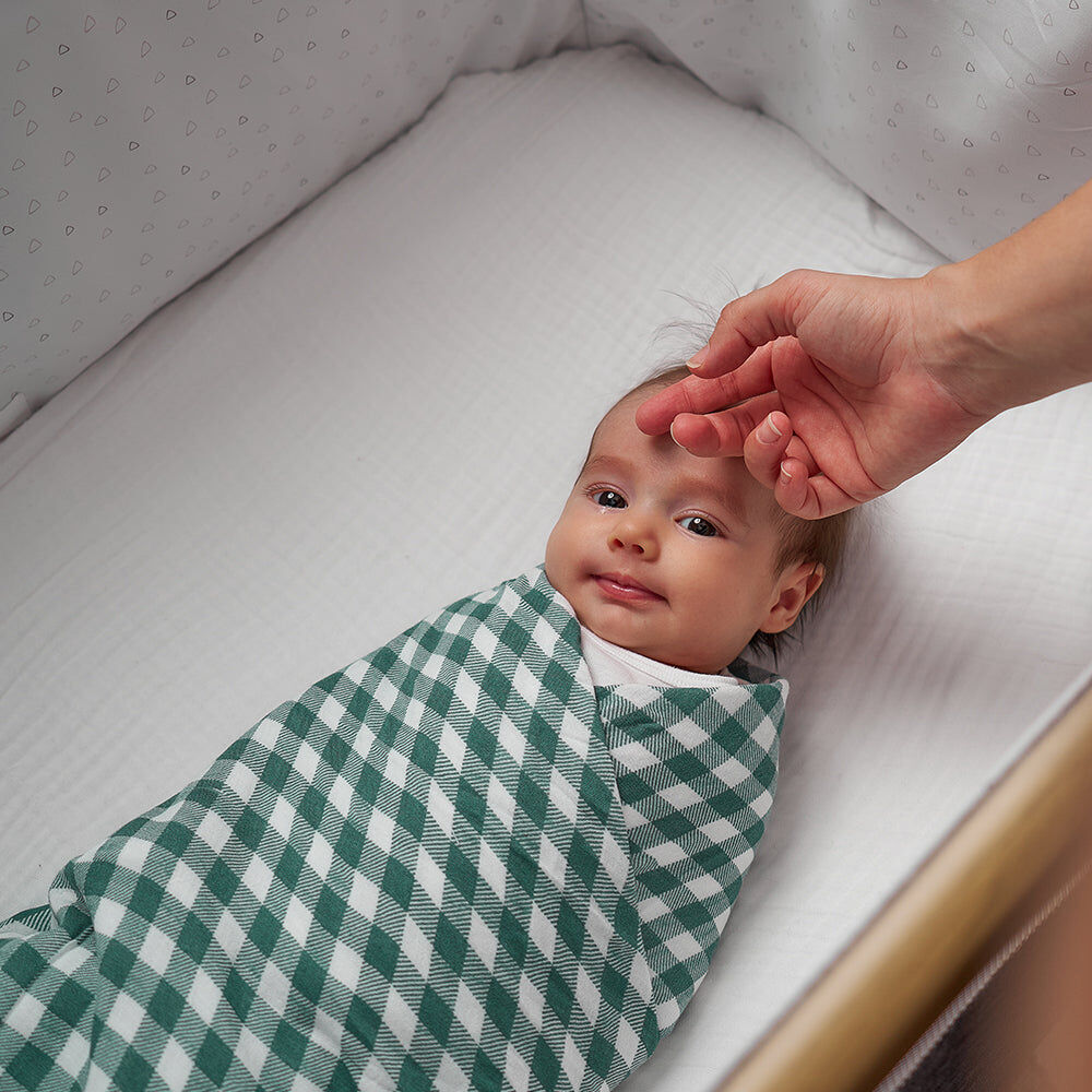 22mwpc-annabel-trends-muslin-swaddle-baby-120x120cm-gingham-pink-clay