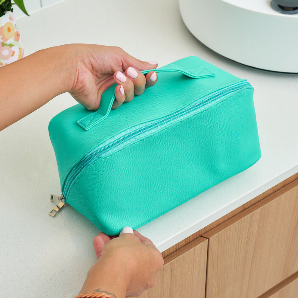 32eas-annabel-trends-easy-access-toiletry-bag-organiser-27x11cm-spearmint