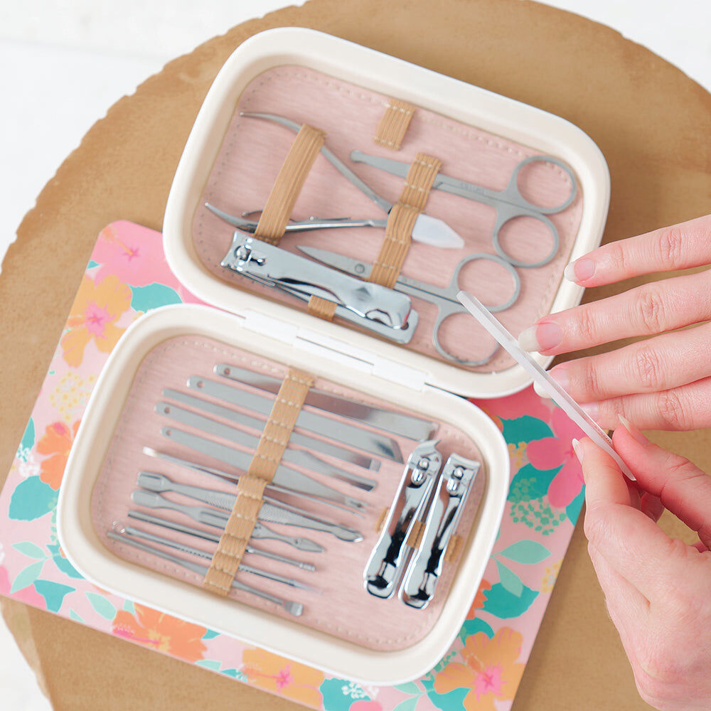 10mst-annabel-trends-spa-trends-manicure-kit-grooming-set-16x3cm