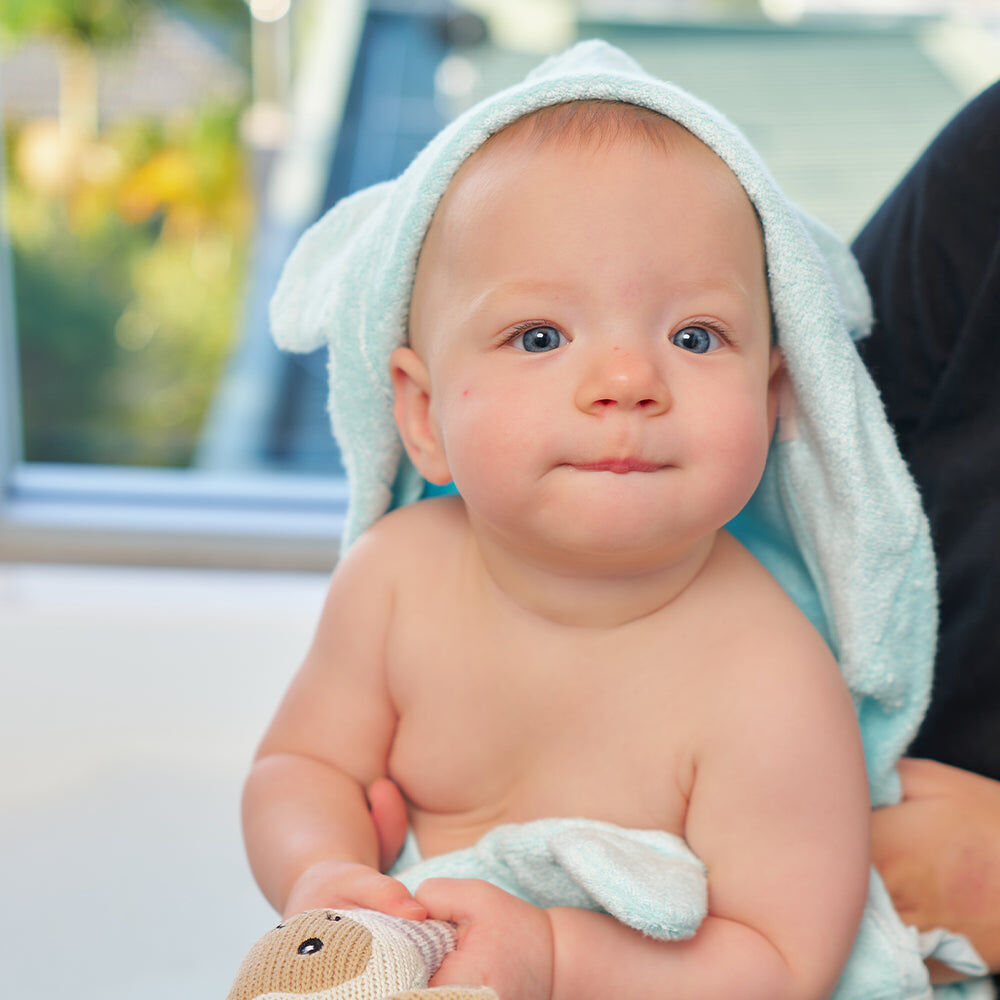 21htbl-annabel-trends-little-trends-hooded-towel-bear-ears-90x90cm-lilac