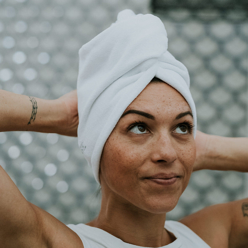 807sht-annabel-trends-spa-trends-microfibre-hair-drying-towel-white