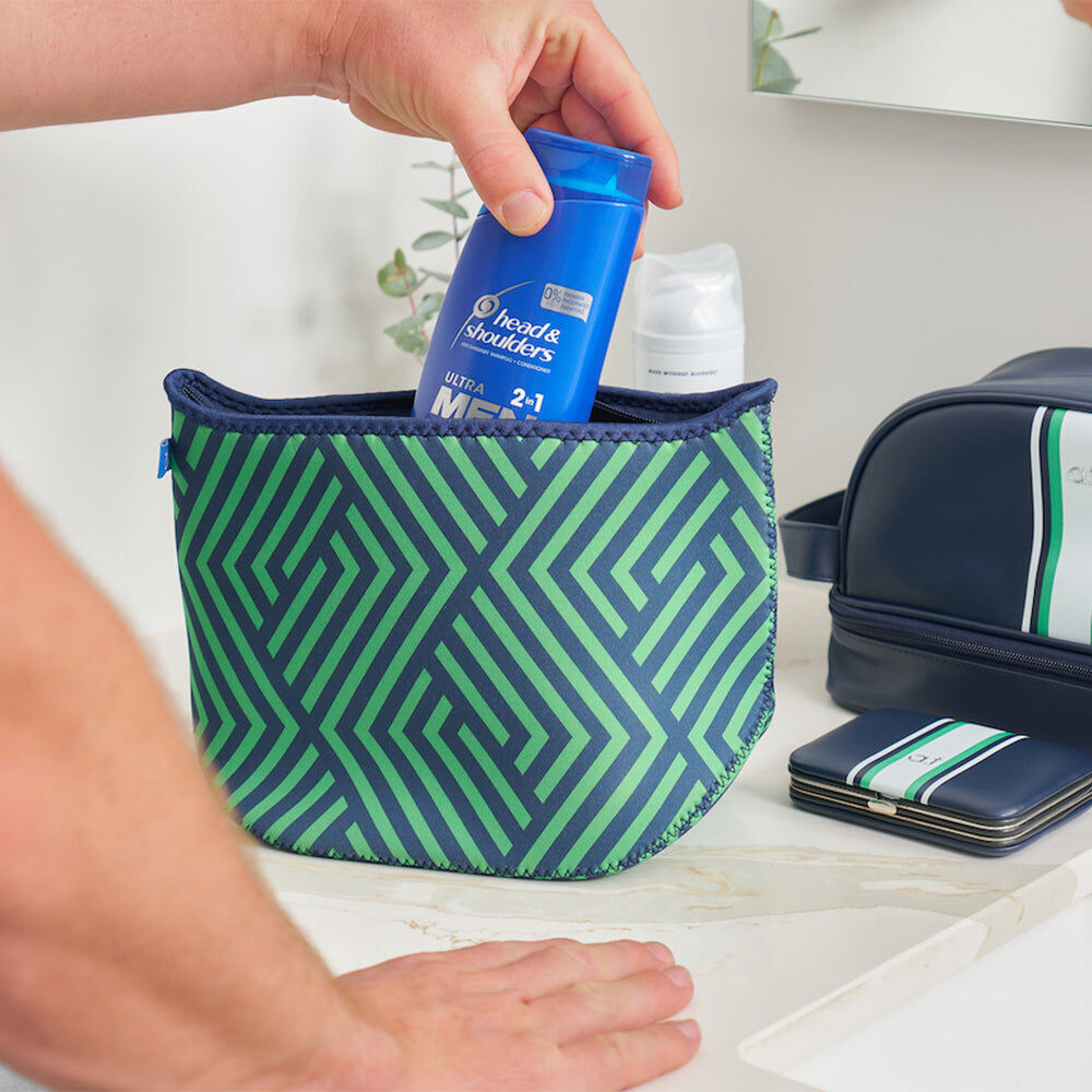 49wzz-annabel-trends-wet-pack-neoprene-mens-toiletries-wet-bags-30x38cm-zig-zag