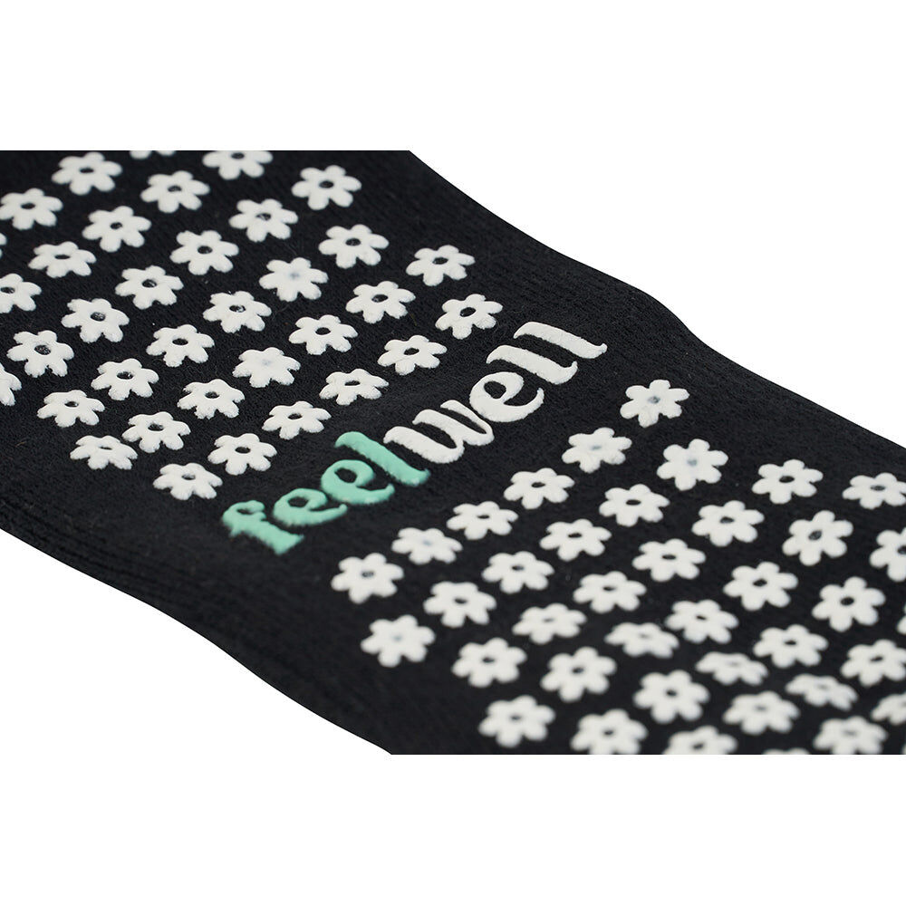 207psb-annabel-trends-womens-feel-well-anti-slip-pilates-socks-black