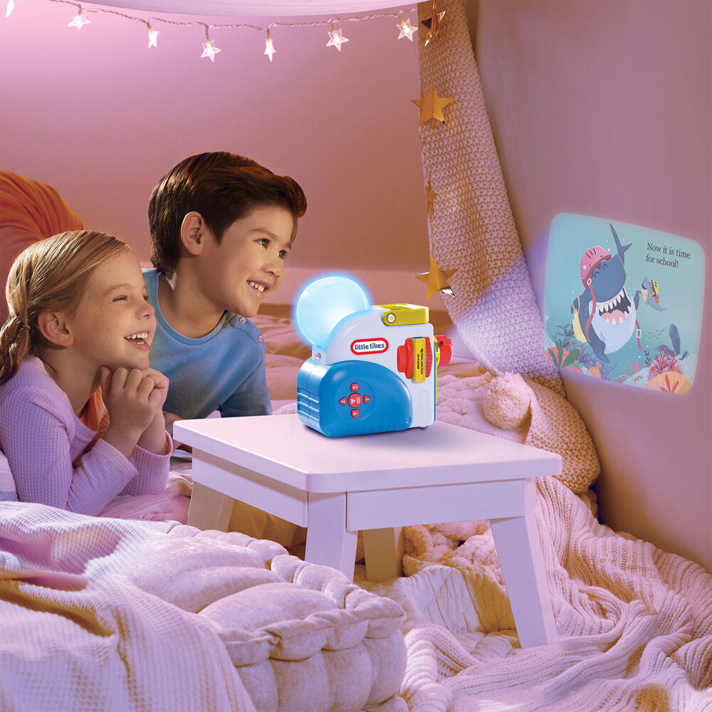 29834-little-tikes-big-shark-little-shark-collectible-projector-toy-3y