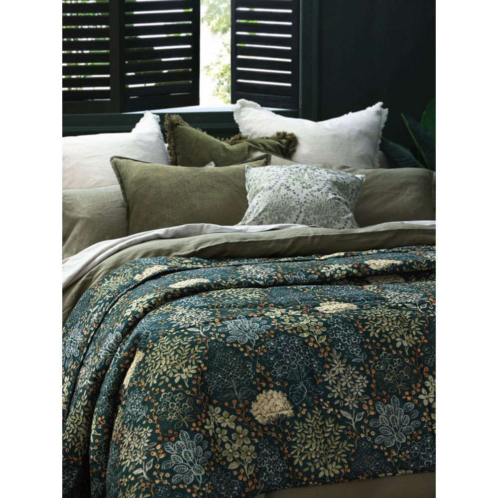 89847m203-mm-linen-220x240cm-limetta-linen-cotton-coverlet-bed-cover