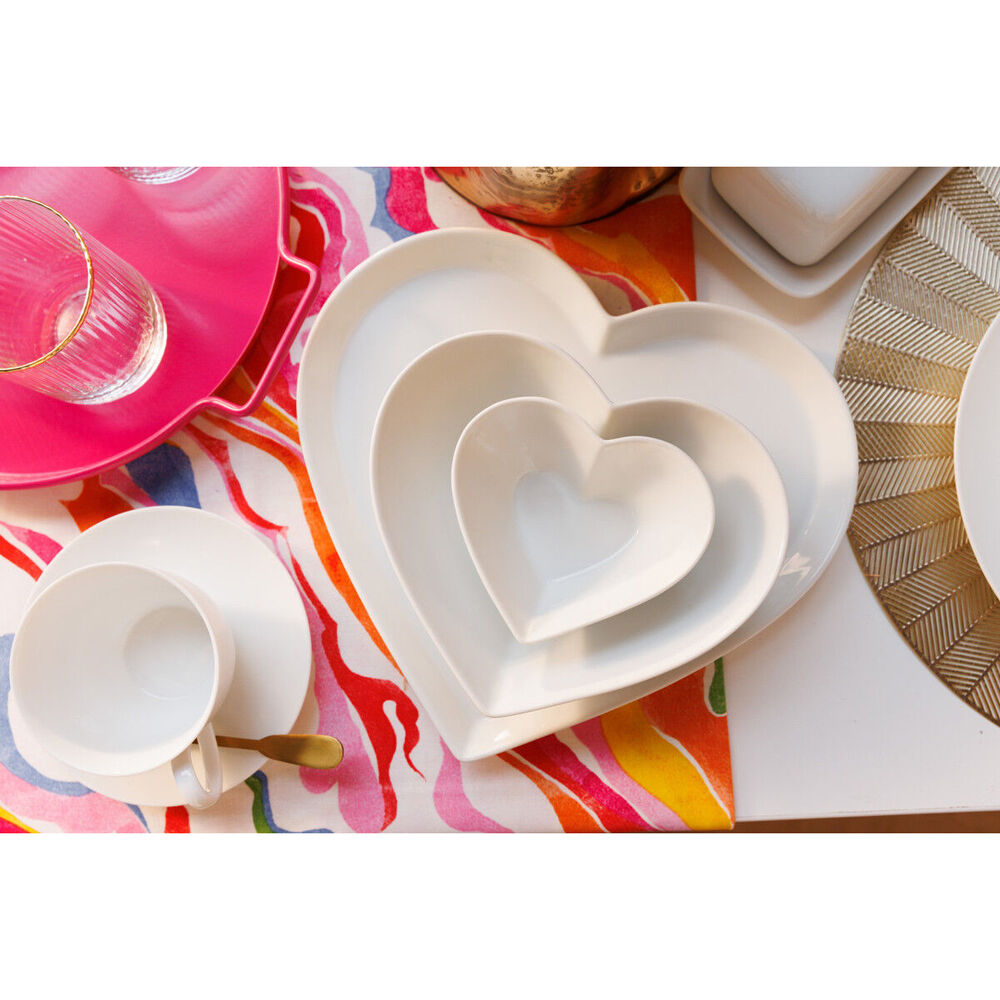 79129-mikasa-chalk-porcelain-heart-serving-platter-30cm-white