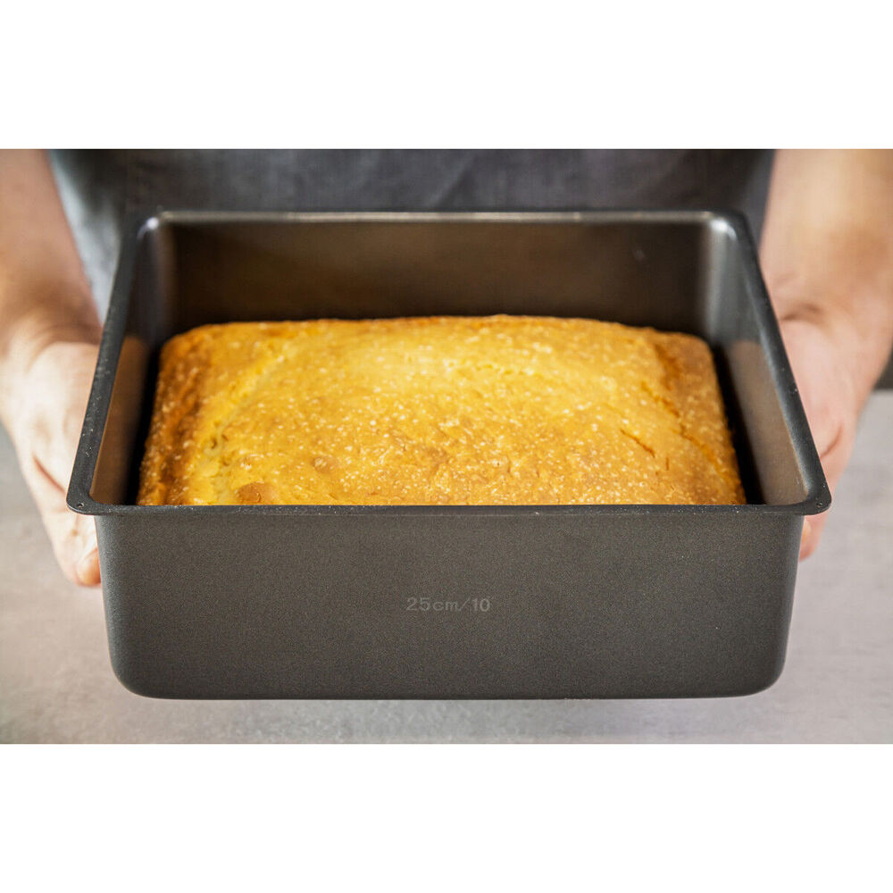 81073-mastercraft-25cm-heavy-loose-base-non-stick-square-deep-cake-pan-black