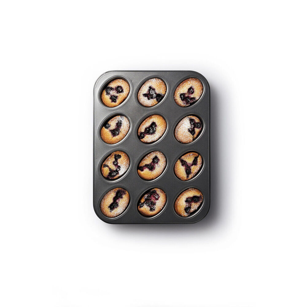 81095-mastercraft-35-5x26-5cm-heavy-base-12-cup-non-stick-friand-pan-black