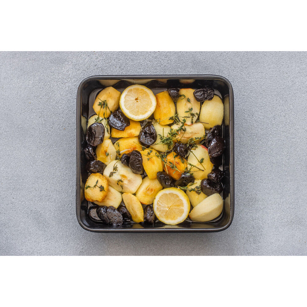 81250-mastercraft-pro-vitreous-23cm-enamel-square-baking-pan-black