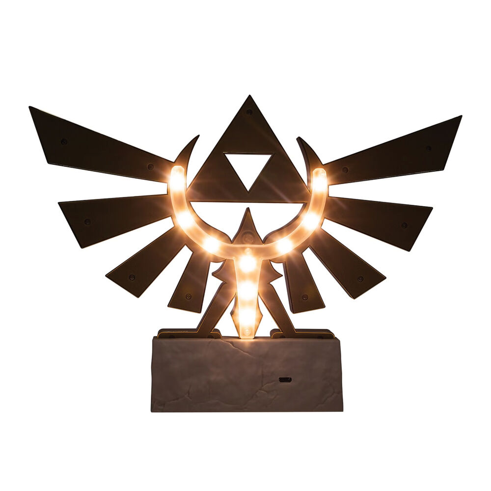 31034-nintendo-zelda-iconic-gold-finish-hyrule-crest-light-3y