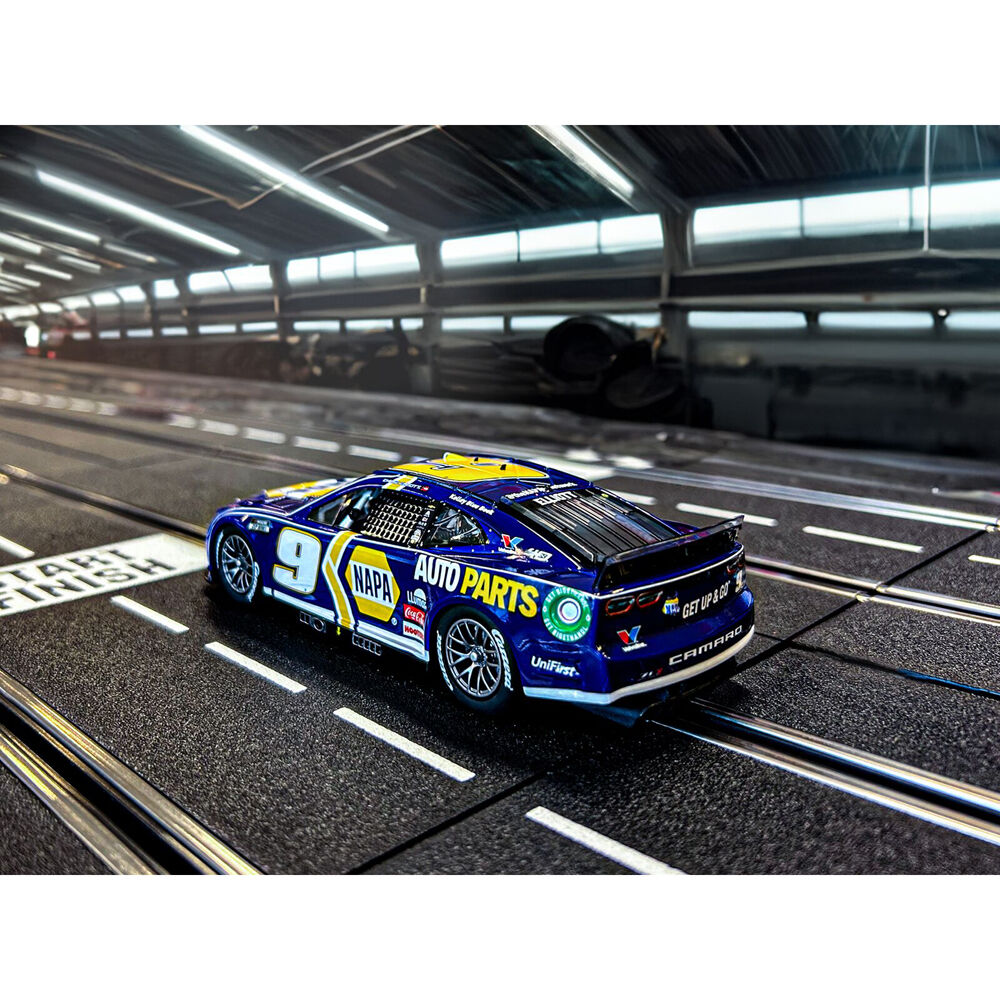 72227766-carrera-nascar-camaro-zl1-hendrick-motorsports-chase-elliott-9-toy-8