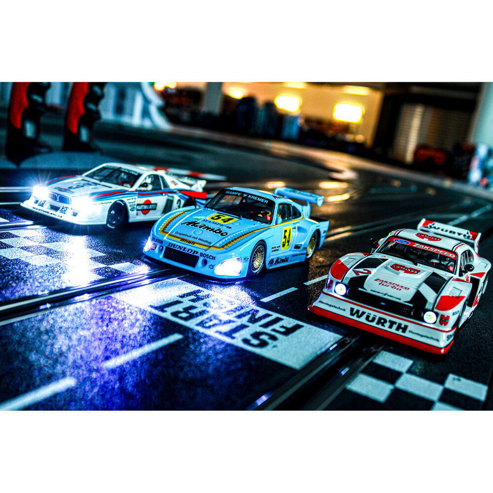 72030031-carrera-retro-gp-60th-anniversary-3-car-w-race-track-1-32-kids-toy-set-8y