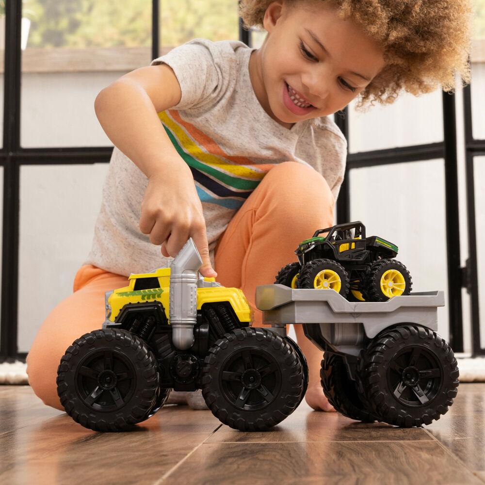47640-john-deere-monster-treads-roaring-rev-up-hauler-toy-36x22cm-kids-3y